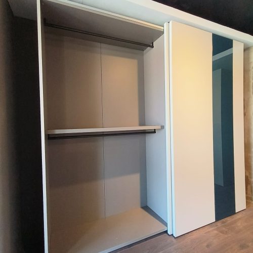 Stroppiana - Outlet - Armadio scorrevole Lago 01